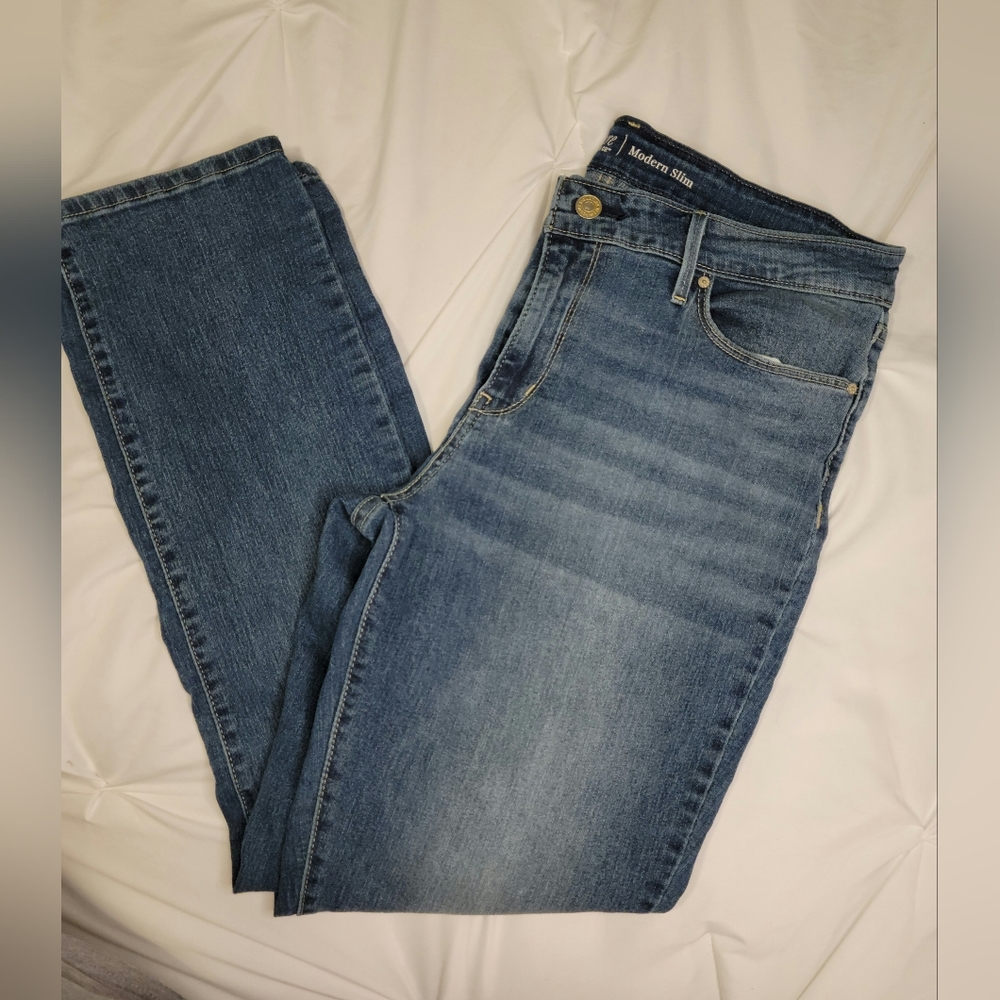 Signature by Levi Strauss & Co || Modern Slim Jeans || Size 14M